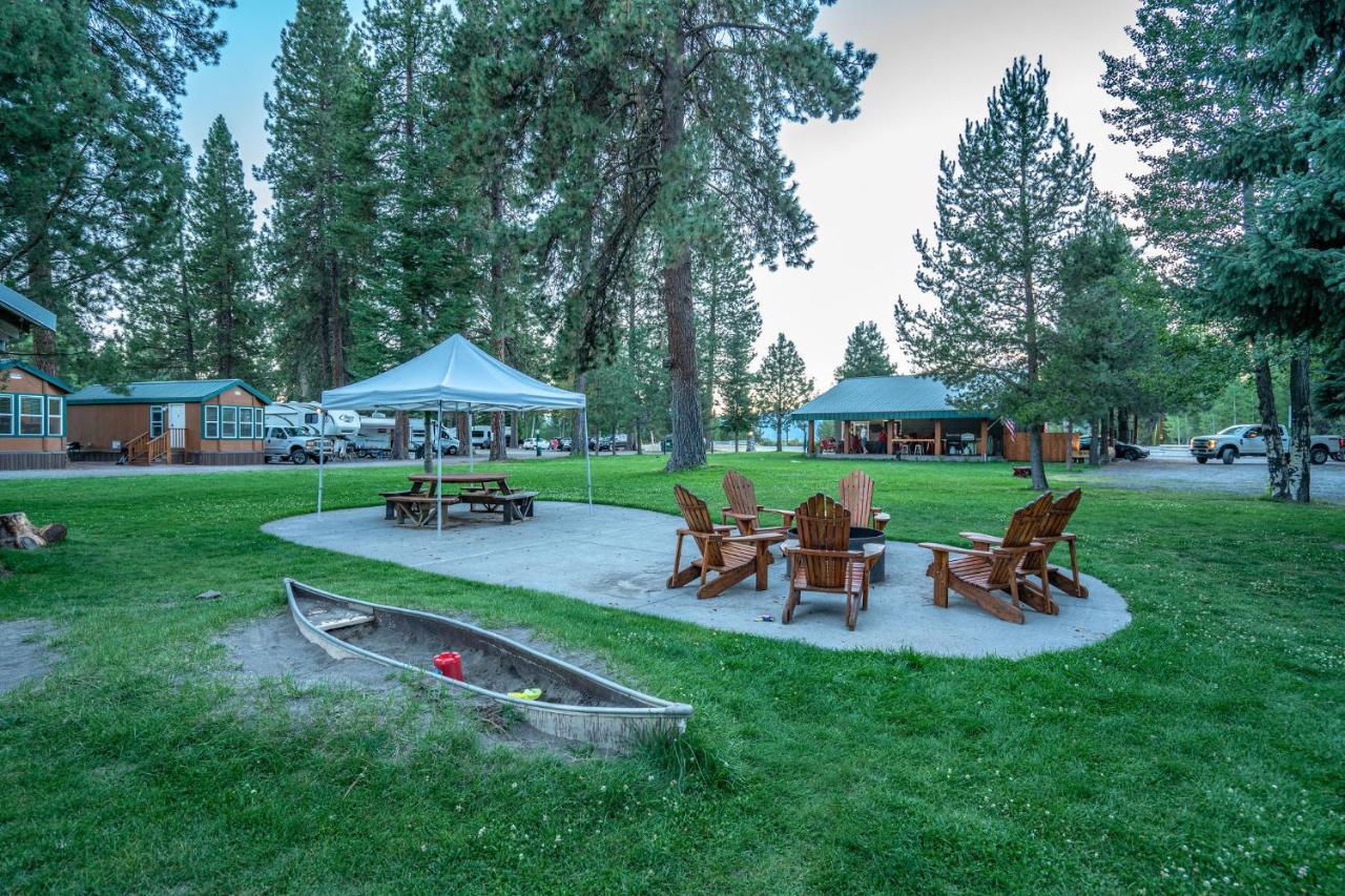 Crater Lake Resort Fort Klamath エクステリア 写真